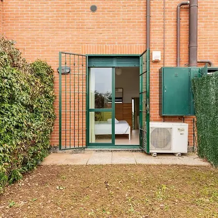Accogliente Bilocale Con Giardino E Parcheggio